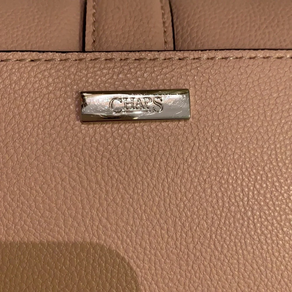 Chaps pink mauve cross body bag. - Picture 6 of 8